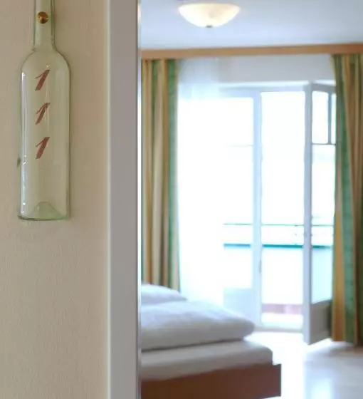 Standard-huone Parveke, Neustifter