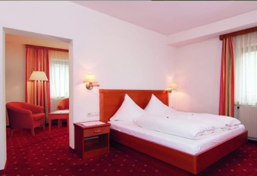 标准三人间, Neuwirt