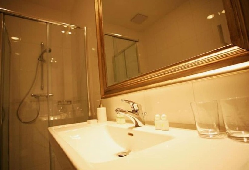 חדר סטנדרט, Pfeiler S Bürgerstüberl