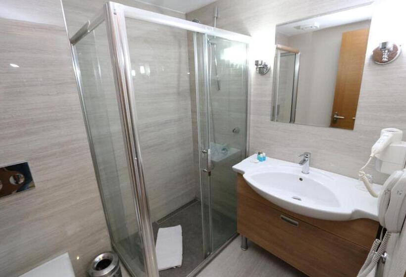 اتاق لوکس با چشمانداز دریا, Anemon Kent Trabzon Otel