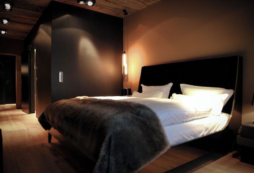 جناح رئاسى, Zhero – Ischgl/kappl