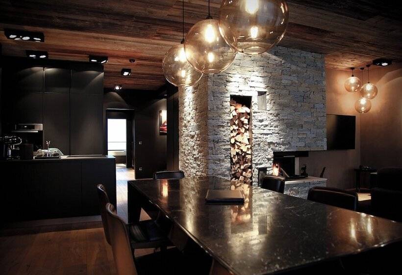 جناح رئاسى, Zhero – Ischgl/kappl