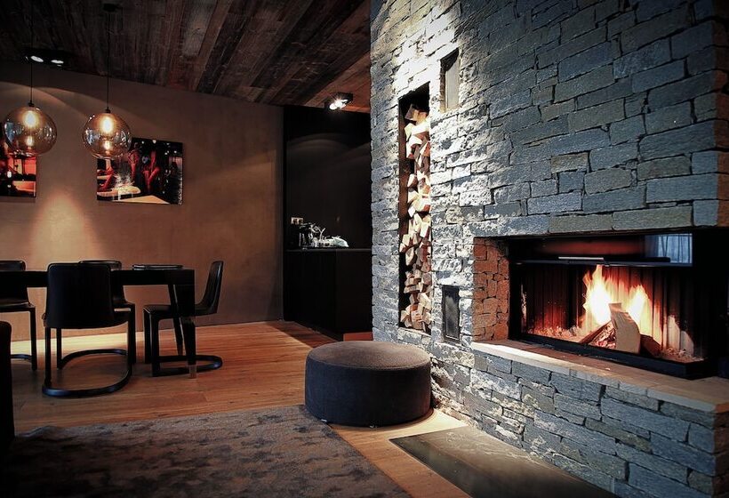 جناح رئاسى, Zhero – Ischgl/kappl