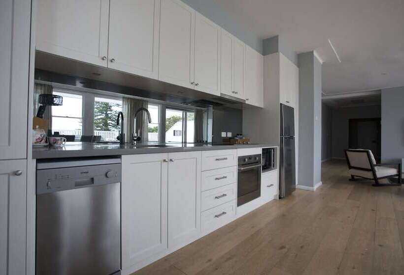 Апартаменты 2 Спальни, Seabreeze