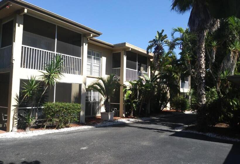Вилла 2 Спальни, Turtle Crawl Inn  Longboat Key