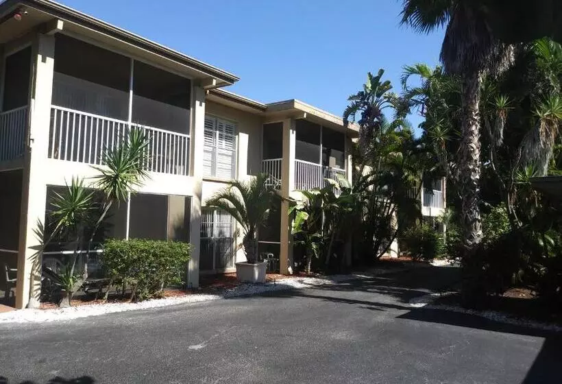 ツーベッドルーム　ヴィラ, Turtle Crawl Inn  Longboat Key