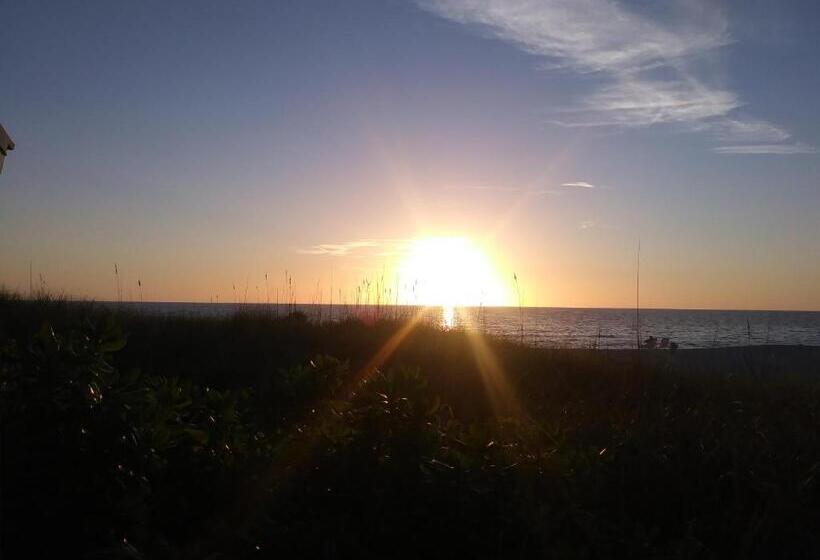 Семейный Номер Вид на Море, Turtle Crawl Inn  Longboat Key