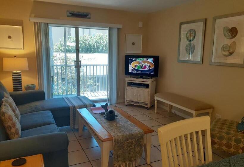 غرفة عائلية, Turtle Crawl Inn  Longboat Key