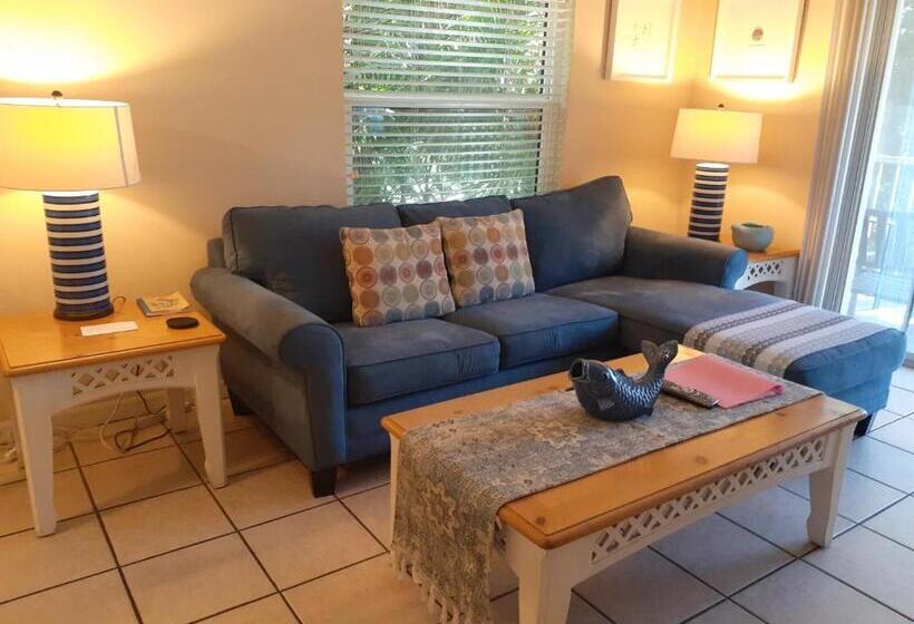 חדר משפחתי, Turtle Crawl Inn  Longboat Key