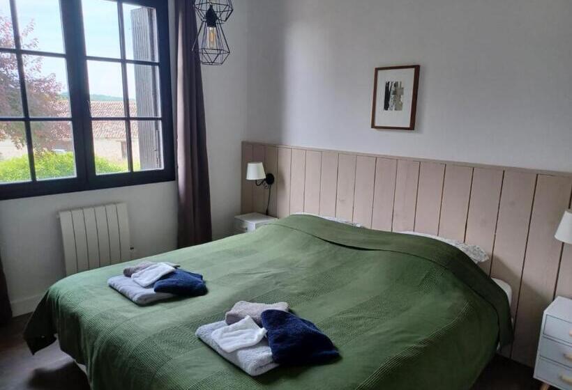 اتاق استاندارد چهارنفره با چشمانداز باغ, Domaine L Esprit D Antan