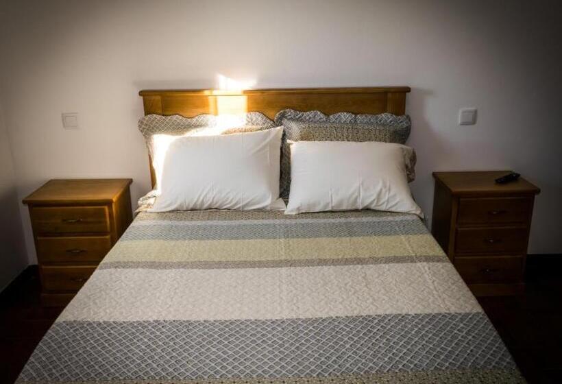 Номер Deluxe с Балконом, Hostel Encostas Do Douro