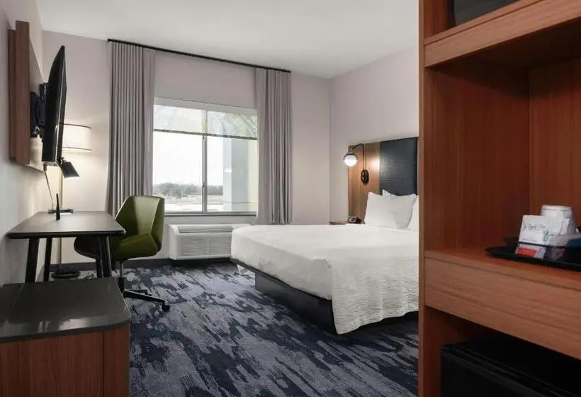 キングサイズベッドのスタンダードルーム, Fairfield By Marriott Inn & Suites Dallas Mckinney