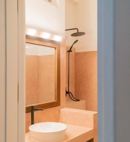 스탠다드 룸 바다 전망, The Slow Vegan