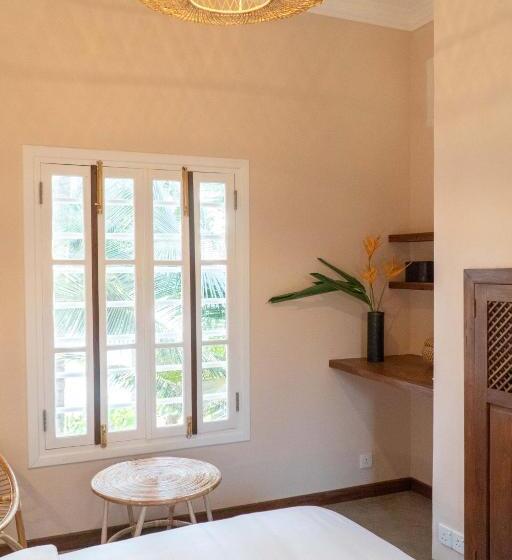 스탠다드 룸 바다 전망, The Slow Vegan