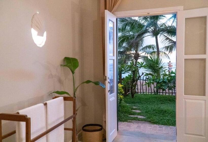 패밀리 룸 바다 전망, The Slow Vegan