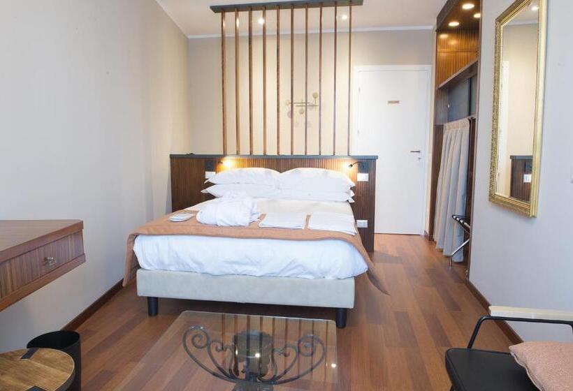 חדר סטנדרט עם מרפסת, Villa Jasmine B&b