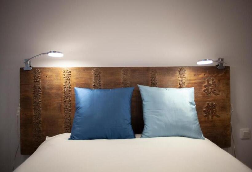 Standard Studio with Terrace, Lyonest Chambre D Hôtes