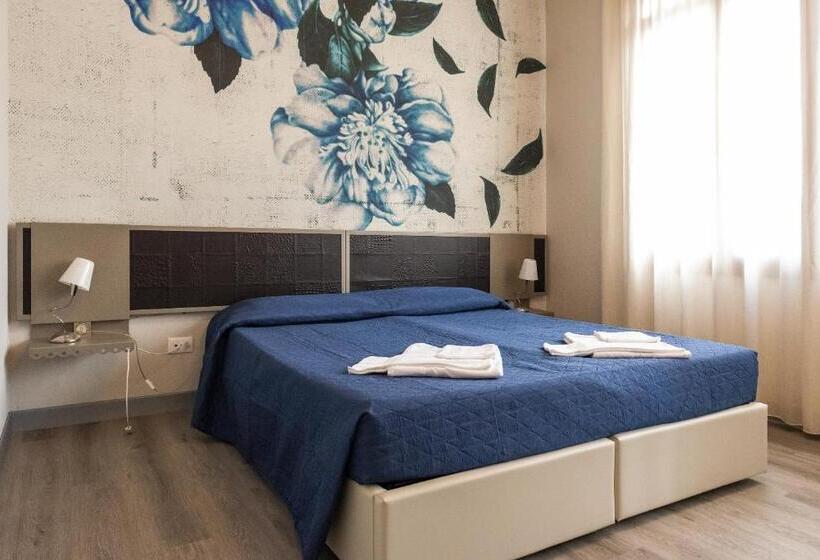 디럭스 룸 도시 전망, Albergo Leon D Oro