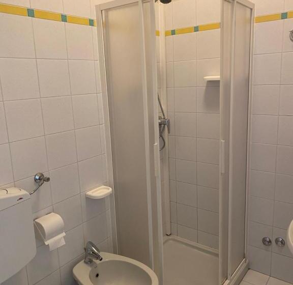 스탠다드 싱글 룸, Albergo Leon D Oro