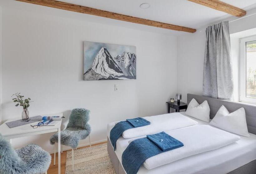 스탠다드 스튜디오, Innsbruck City Chalet