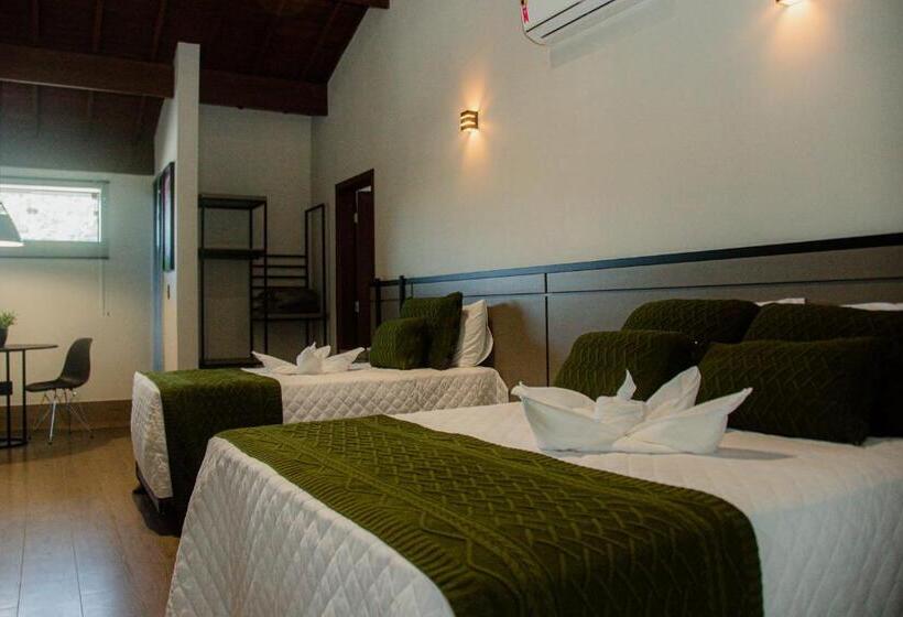 标准三人间, Pousada Saint Diniz