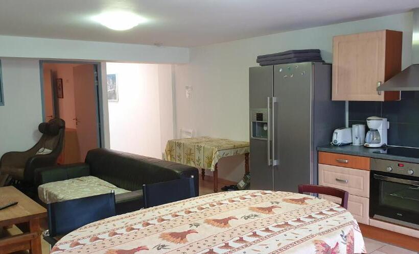 １階の１ベッドルームアパートメント, Presqu île De Chooz