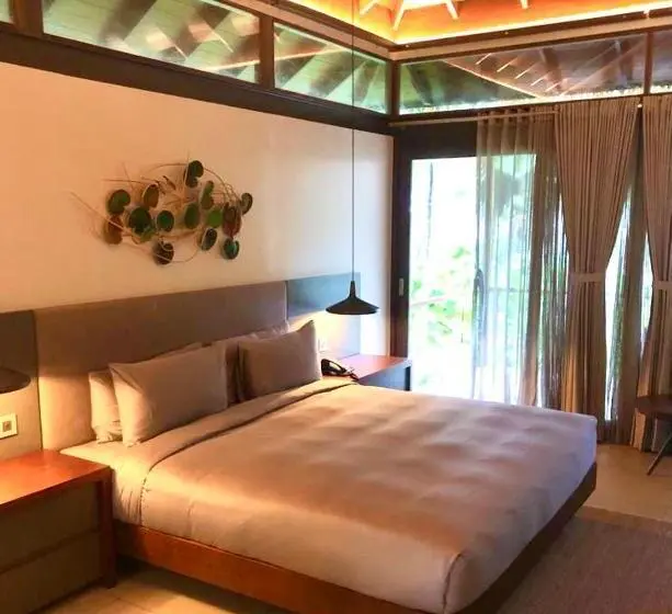 オーシャンビュースタンダードルームバルコニー付き, Tilar Siro Andamans   A Cgh Earth Experience