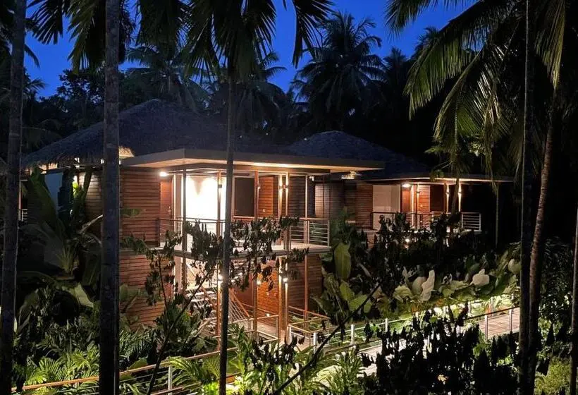 オーシャンビュースタンダードルームバルコニー付き, Tilar Siro Andamans   A Cgh Earth Experience