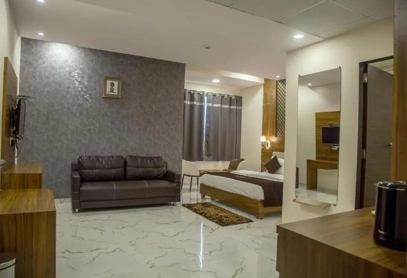 Deluxe-huone King-vuode, Vadpadraka Hotel And Resort
