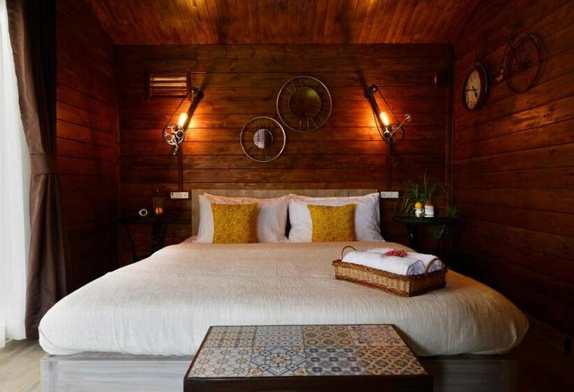 חדר סטנדרט נוף לאגם, Anchaviyo Resort