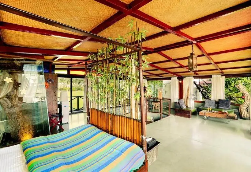 バルコニー付きジュニアスイート, Anchaviyo Resort