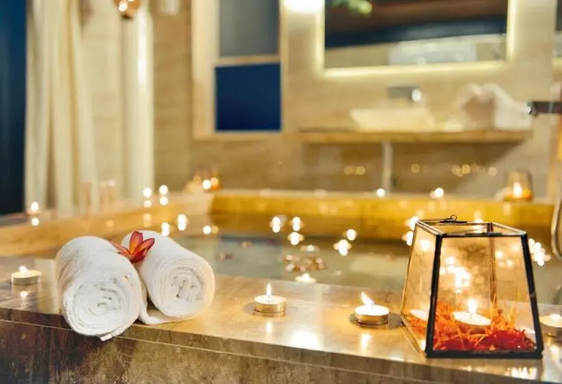 スーペリアールーム, Anchaviyo Resort
