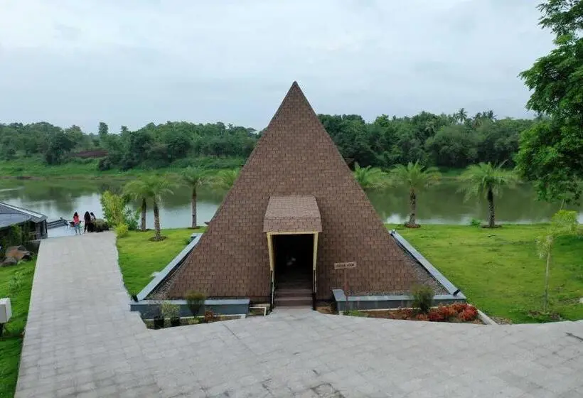 デラックススタジオ, Anchaviyo Resort
