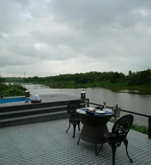 キングサイズベッドのスイートルーム, Anchaviyo Resort