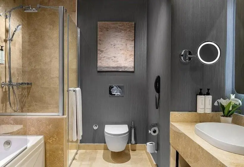 オーシャンビュースタンダードルーム, Crowne Plaza Istanbul Tuzla Viaport Marina By Ihg