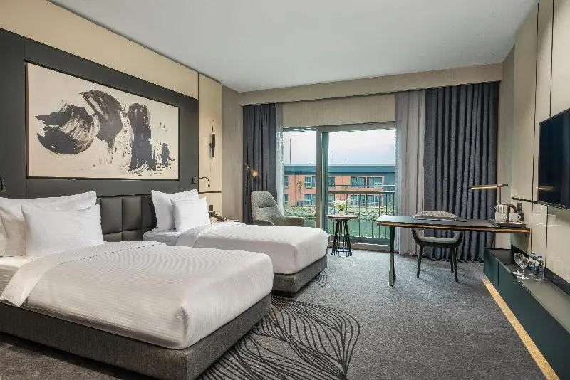 オーシャンビュースタンダードルーム, Crowne Plaza Istanbul Tuzla Viaport Marina By Ihg