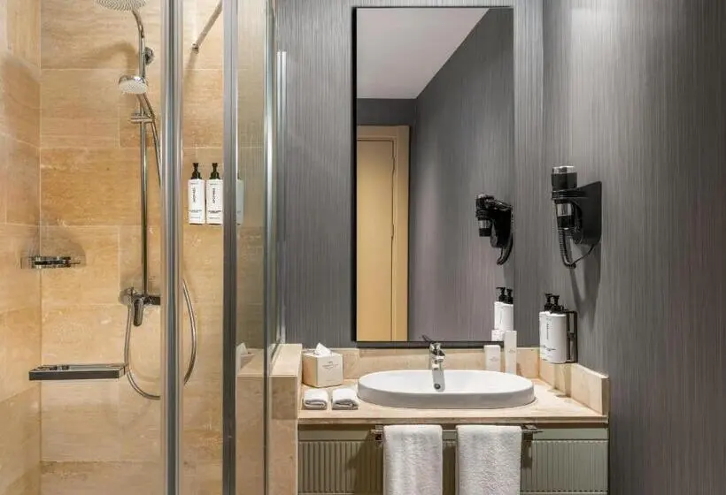 景色の見えるスイートルーム, Crowne Plaza Istanbul Tuzla Viaport Marina By Ihg