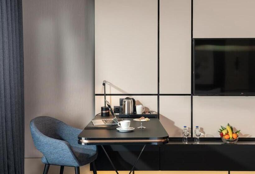 身障者適用スタンダードルーム, Crowne Plaza Istanbul Tuzla Viaport Marina, An Ihg