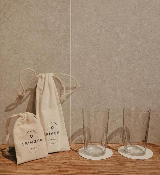 חדר דלוקס, Eringer