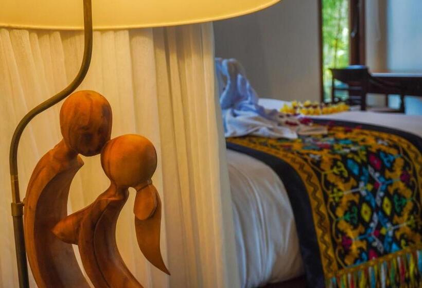 Вилла с 1 спальней и бассейном, Giri Bhagawan Villas & Spa