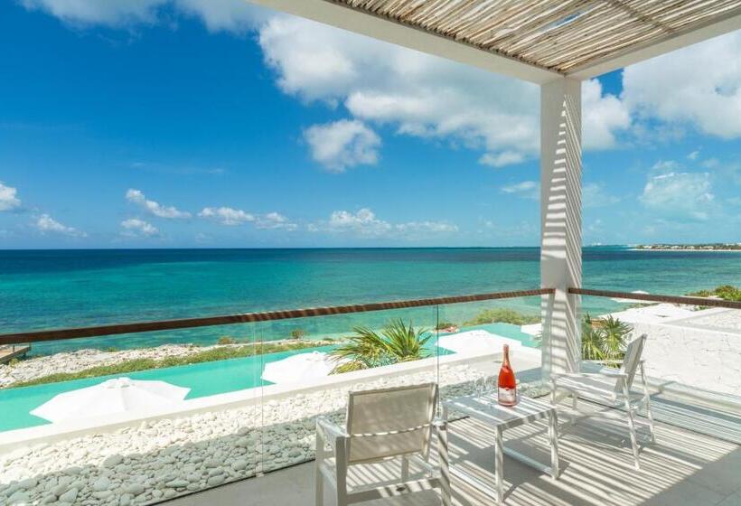 Havuz Manzaralı Standart Stüdyo, Rock House