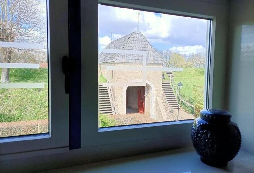 غرفة قياسية, Bij De Friesche Poort