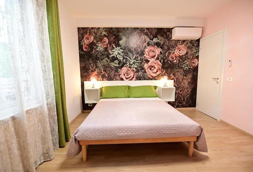 スタンダードルーム, La Casa Di Odessa