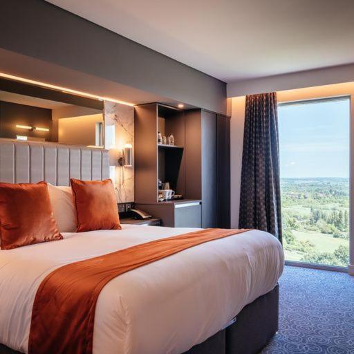 带大床的豪华间, La Tour