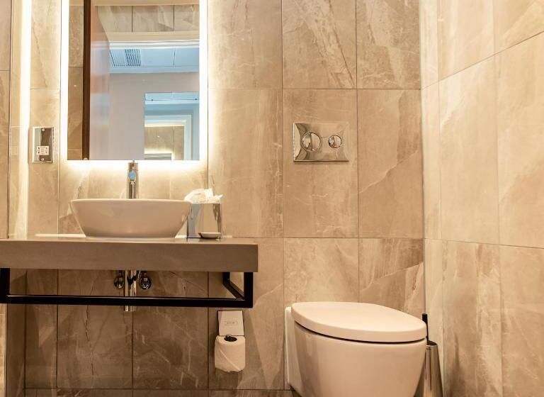 Номер Deluxe Кровать Кинг, La Tour