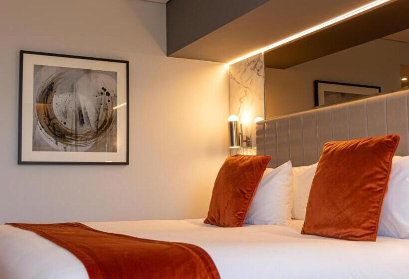 Номер Deluxe Кровать Кинг, La Tour