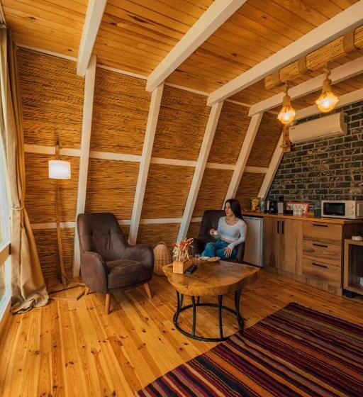 デラックススイート, Dedeman Village Sapanca