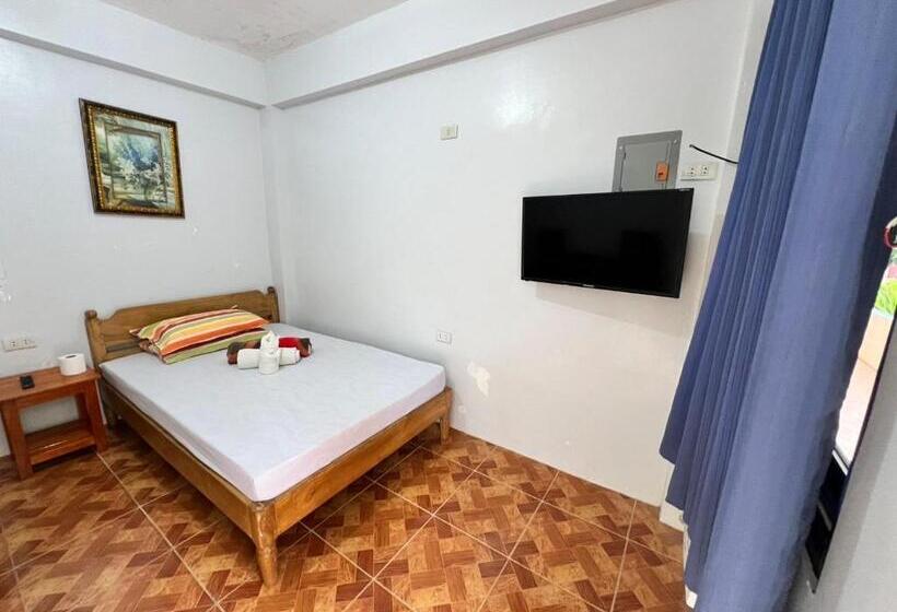 غرفة قياسية مطلّة علي حمام السباحة, Lotus Sun & Waves Beach Resort