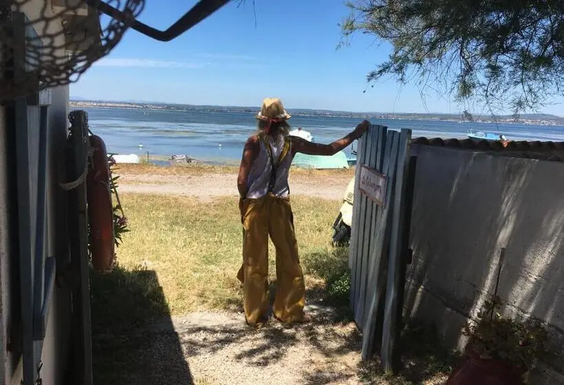 デラックスルーム, Cabanon De Pêcheur En Bord De Lagune