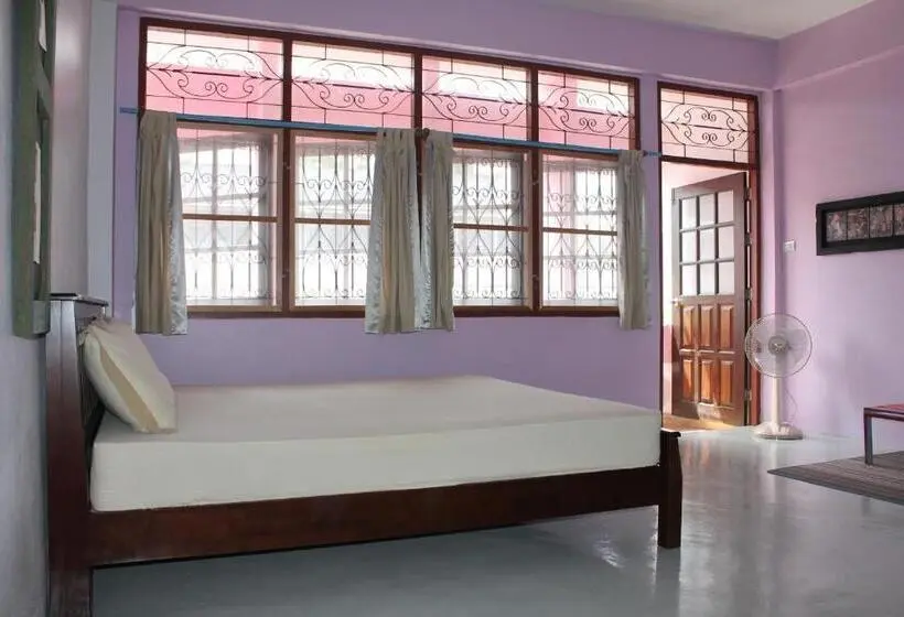 اتاق استاندارد, Smile Guesthouse Krabi